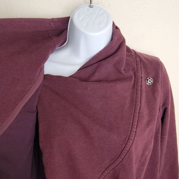 Lululemon Thats A Wrap Cardigan Jacket Bordeaux Purple Womens Sz 4 Activewear - Picture 5 of 6